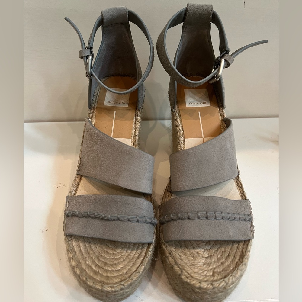 Dolce Vita sandal